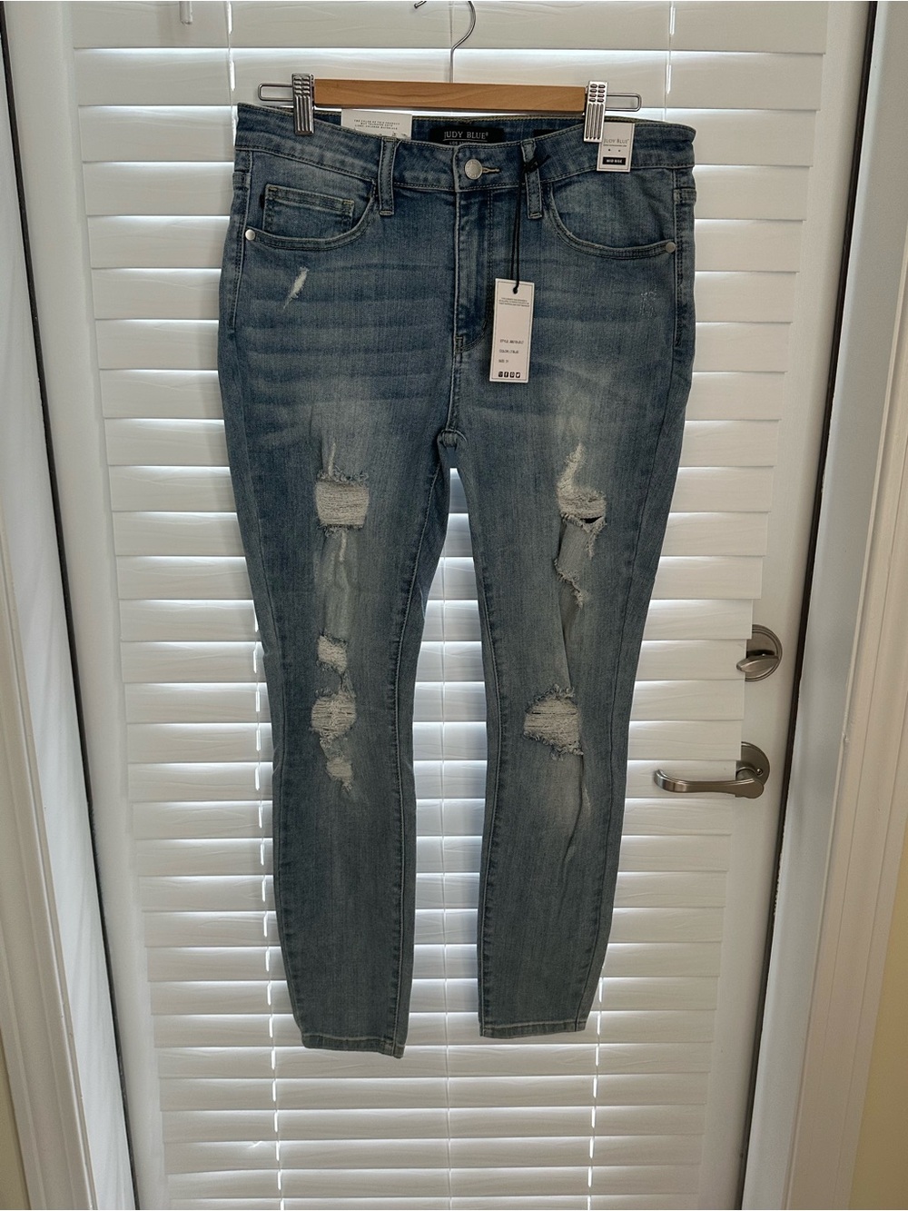 Judy Blue Washed Distressed Skinny Jeans - Blue